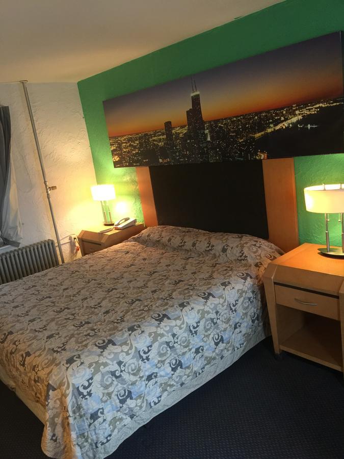 Fiesta Motel Pontiac Eksteriør billede